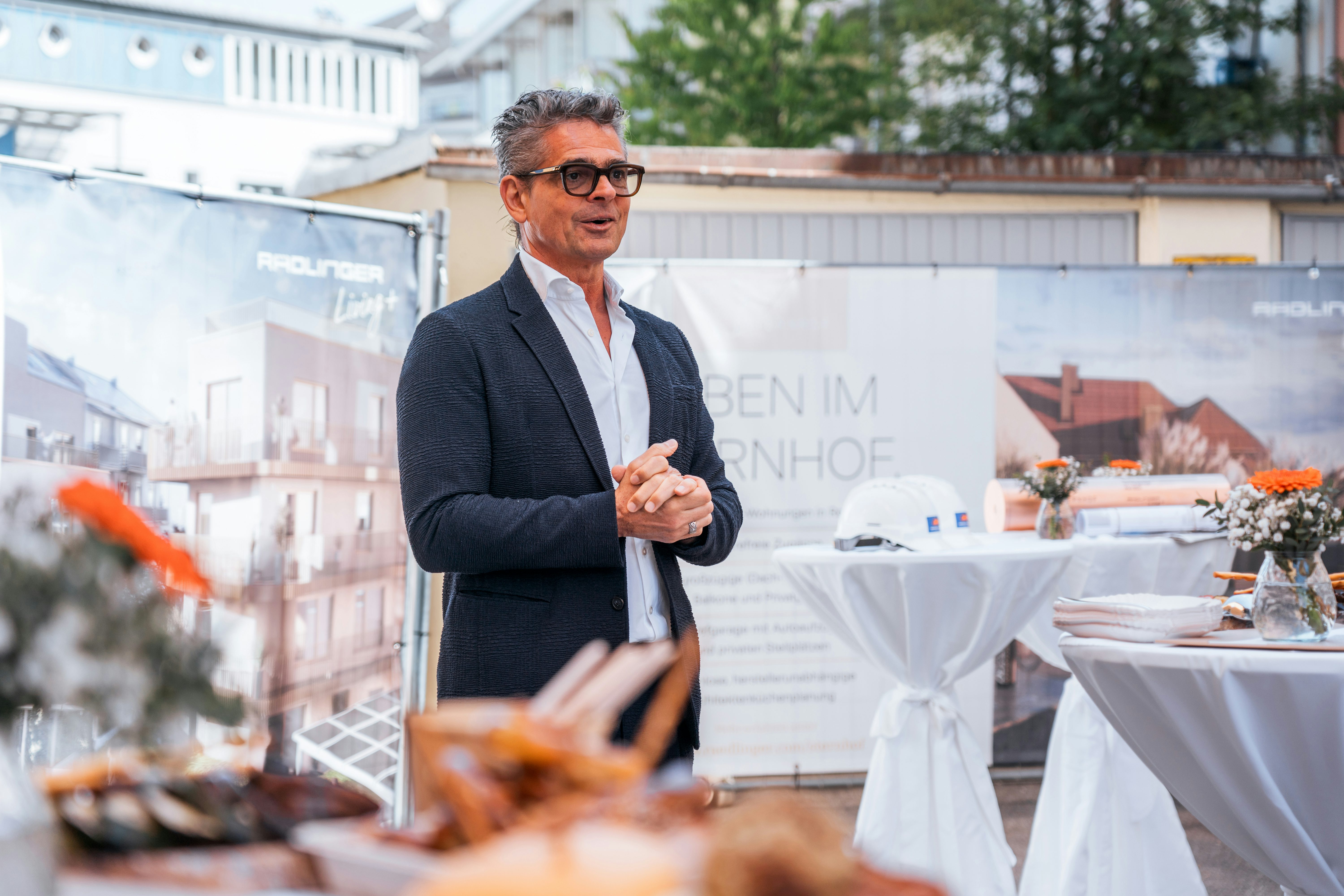 Baustart für die Sternhof-Immobilie in Regensburg: Josef Rädlinger bei seiner Ansprache