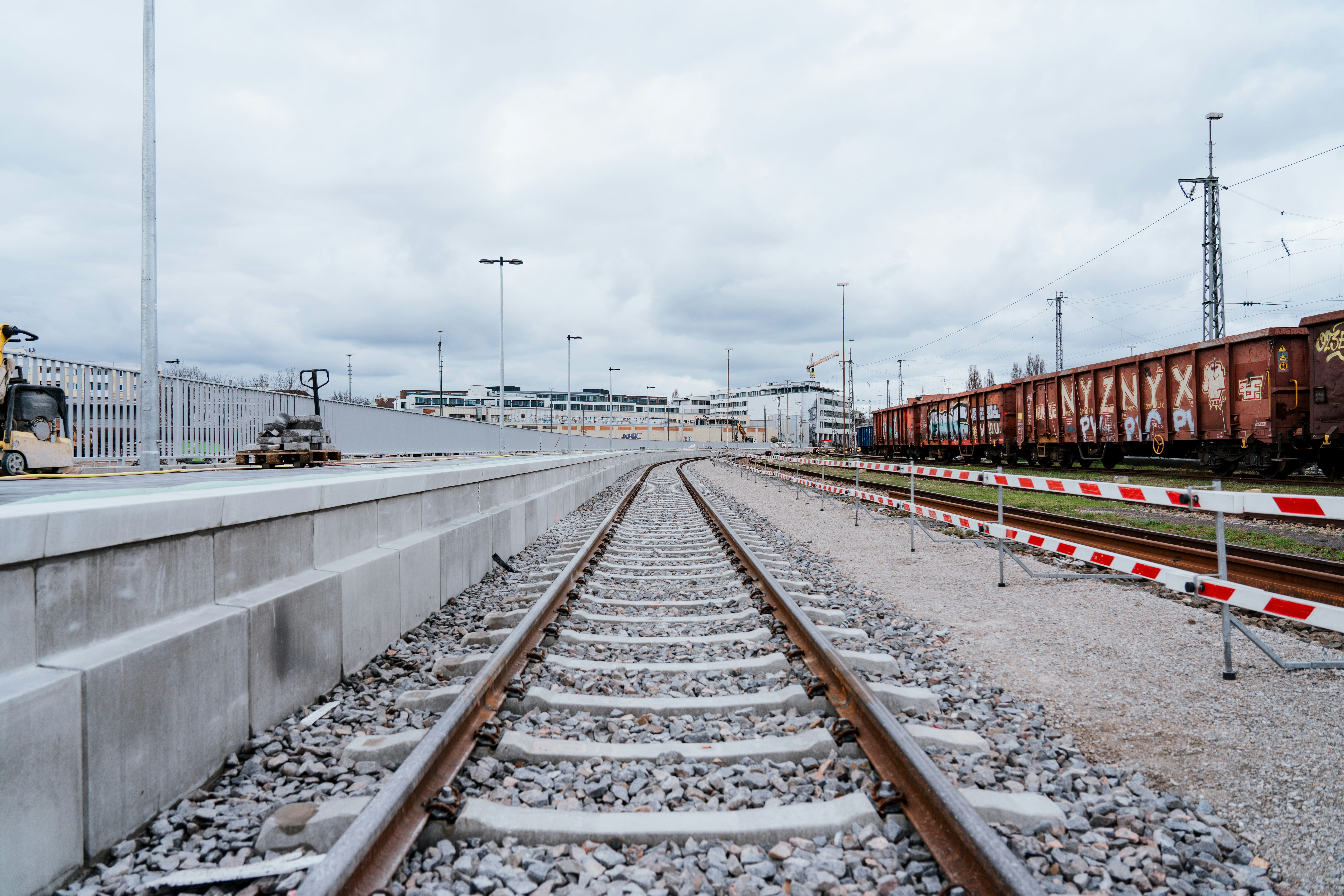 Autoreisezuganlage am Südbahnhof München: Durchfahrtsgleis