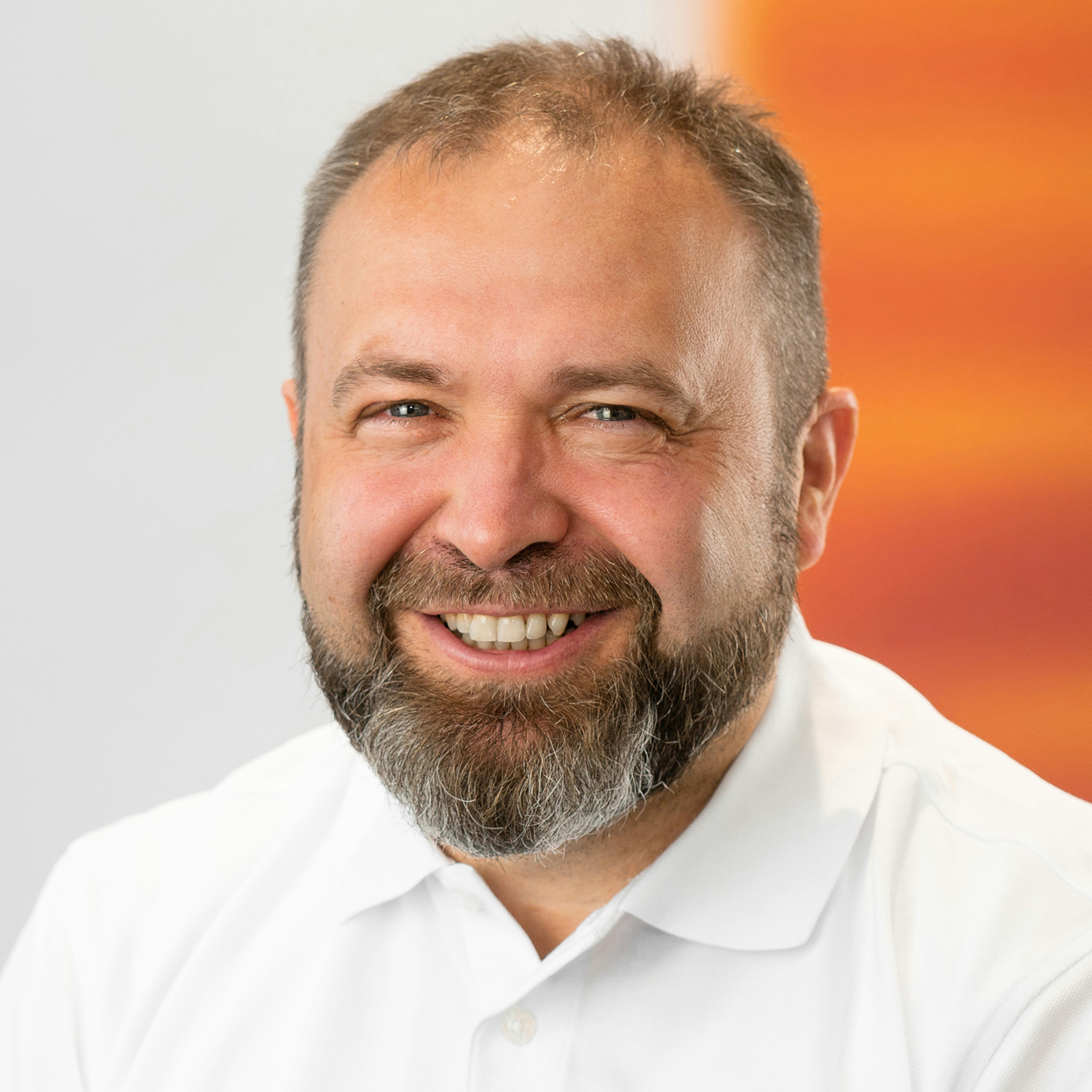 Portrait Christian Bernhard, Abteilungsleiter Lärmschutz, Josef Rädlinger Ingenieurbau GmbH