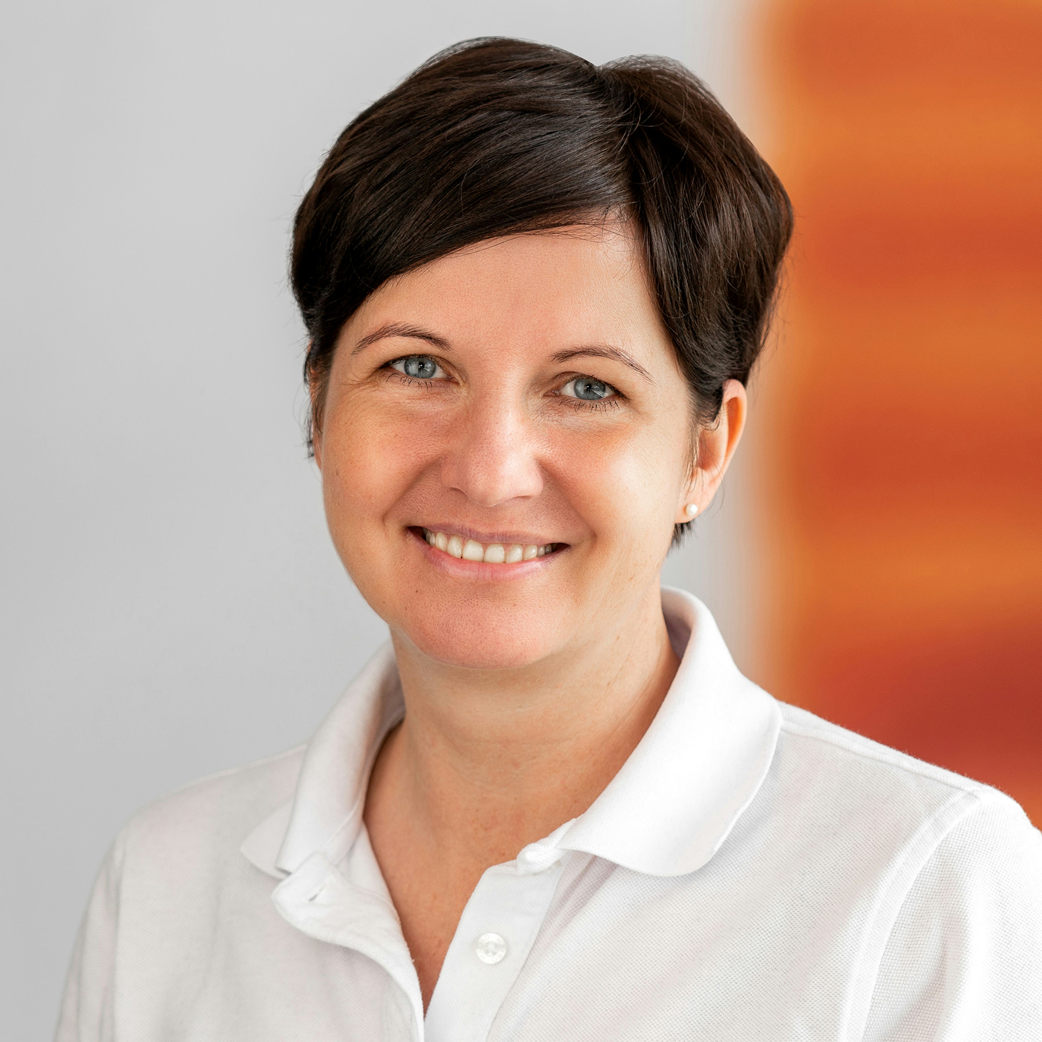 Portrait Stefanie Schwendner, Abteilungsleiterin Marketing und Kommunikation, Josef Rädlinger Bauunternehmen GmbH