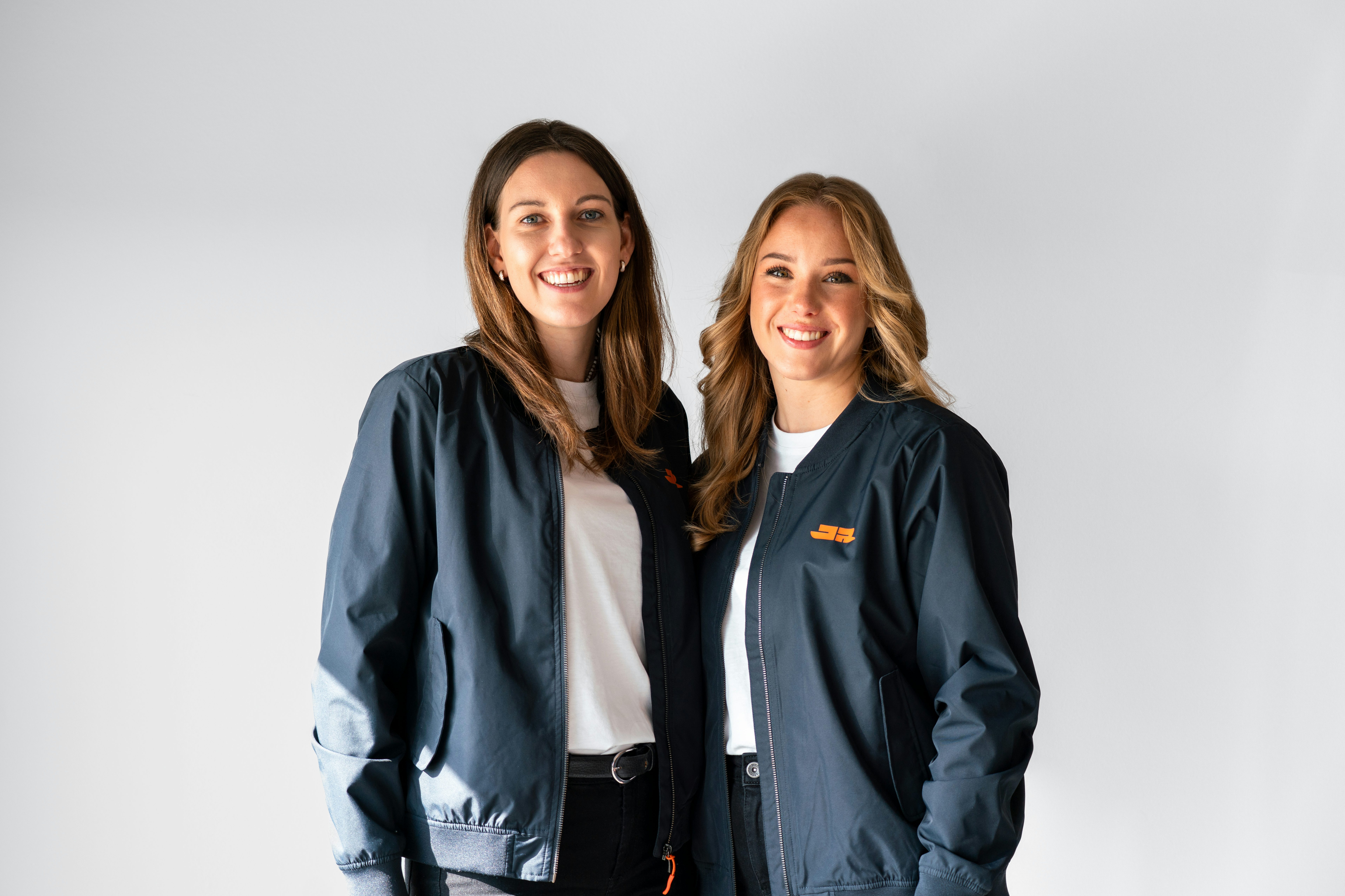 JR Berufsinfotag: die Organisatorinnen Tamara Breu (links) und Hannah Schambeck