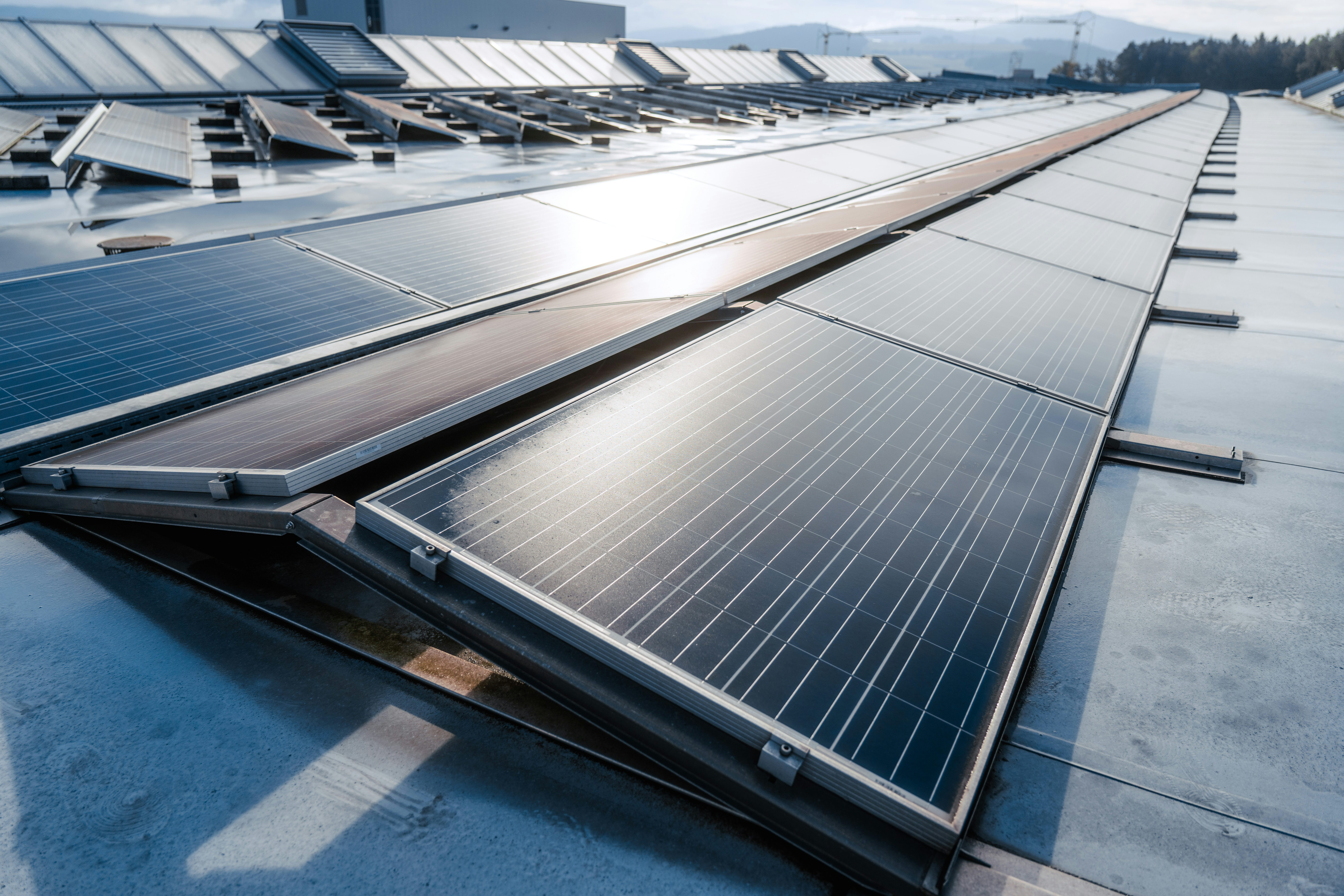 PV-Module auf einem Flachdach