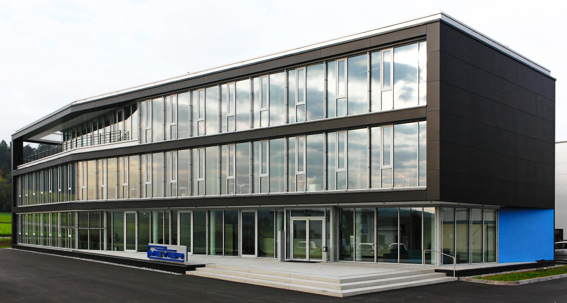 Maschinenfabrik Meyer in Rötz: Bürogebäude von außen