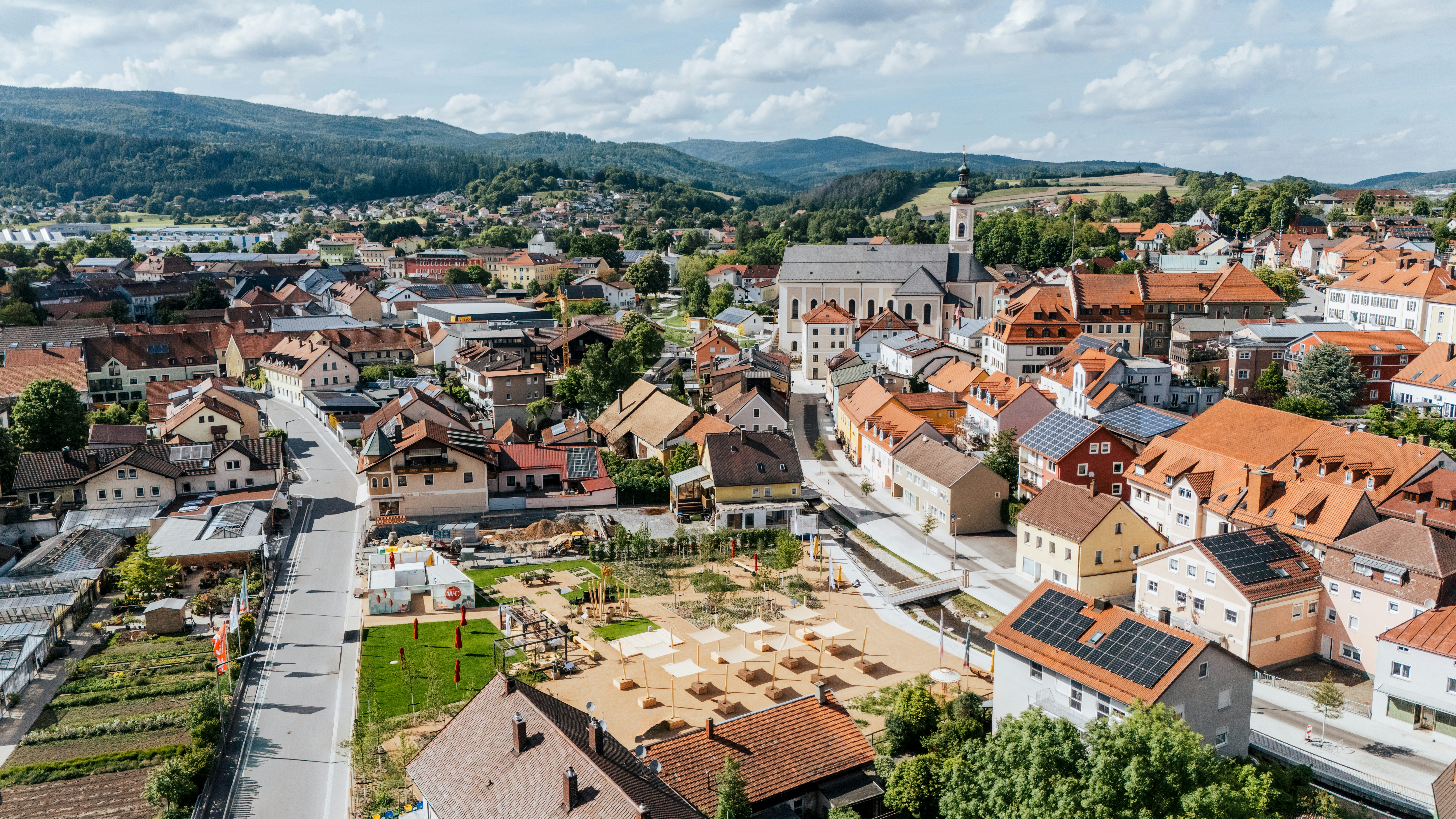 Panoramablick auf die Stadt Furth im Wald