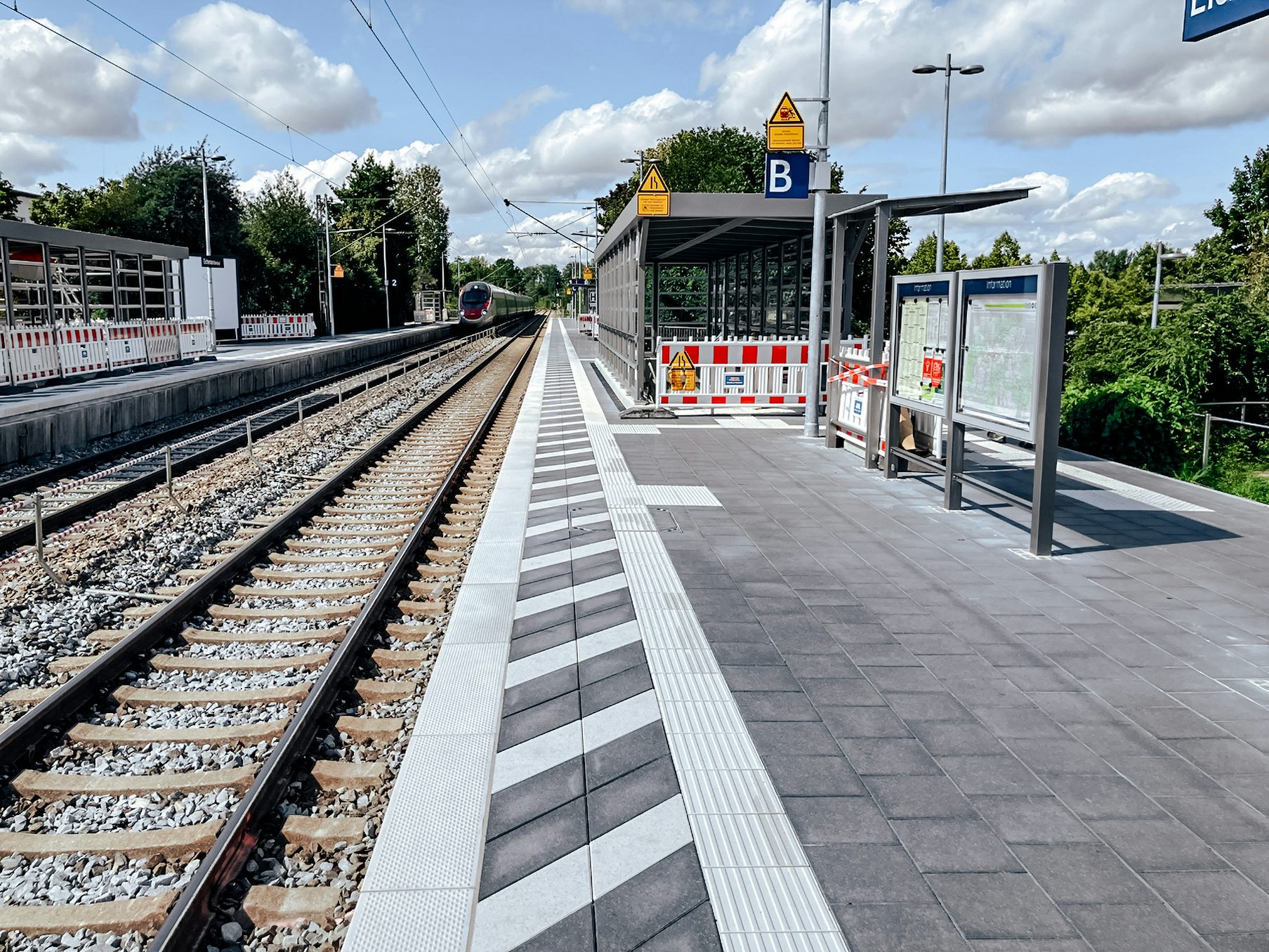 Der Bahnhof in Eichenau nach den Modernisierungsarbeiten
