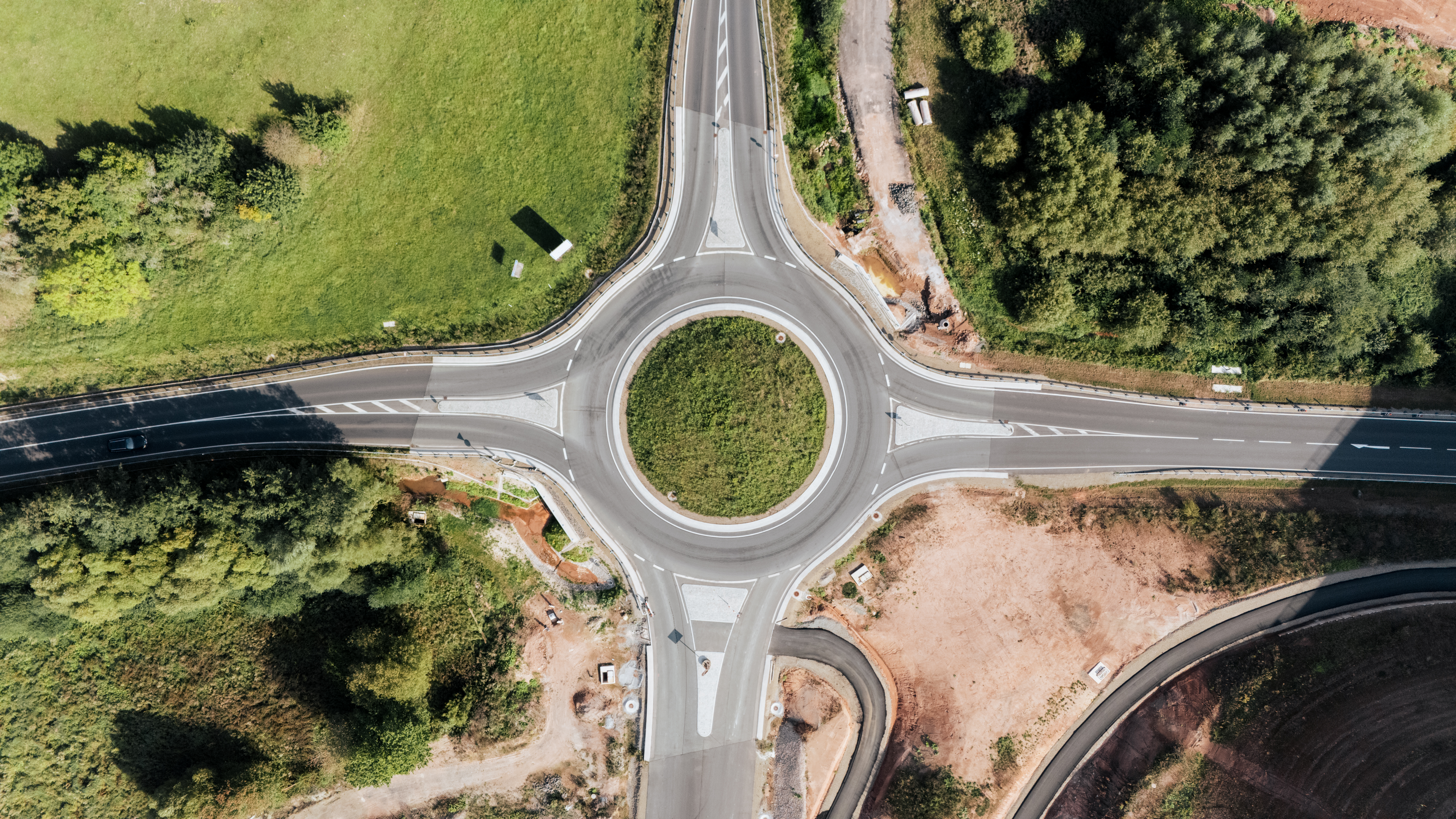 Neubau der A44 bei Wommen: Kreisverkehr von oben