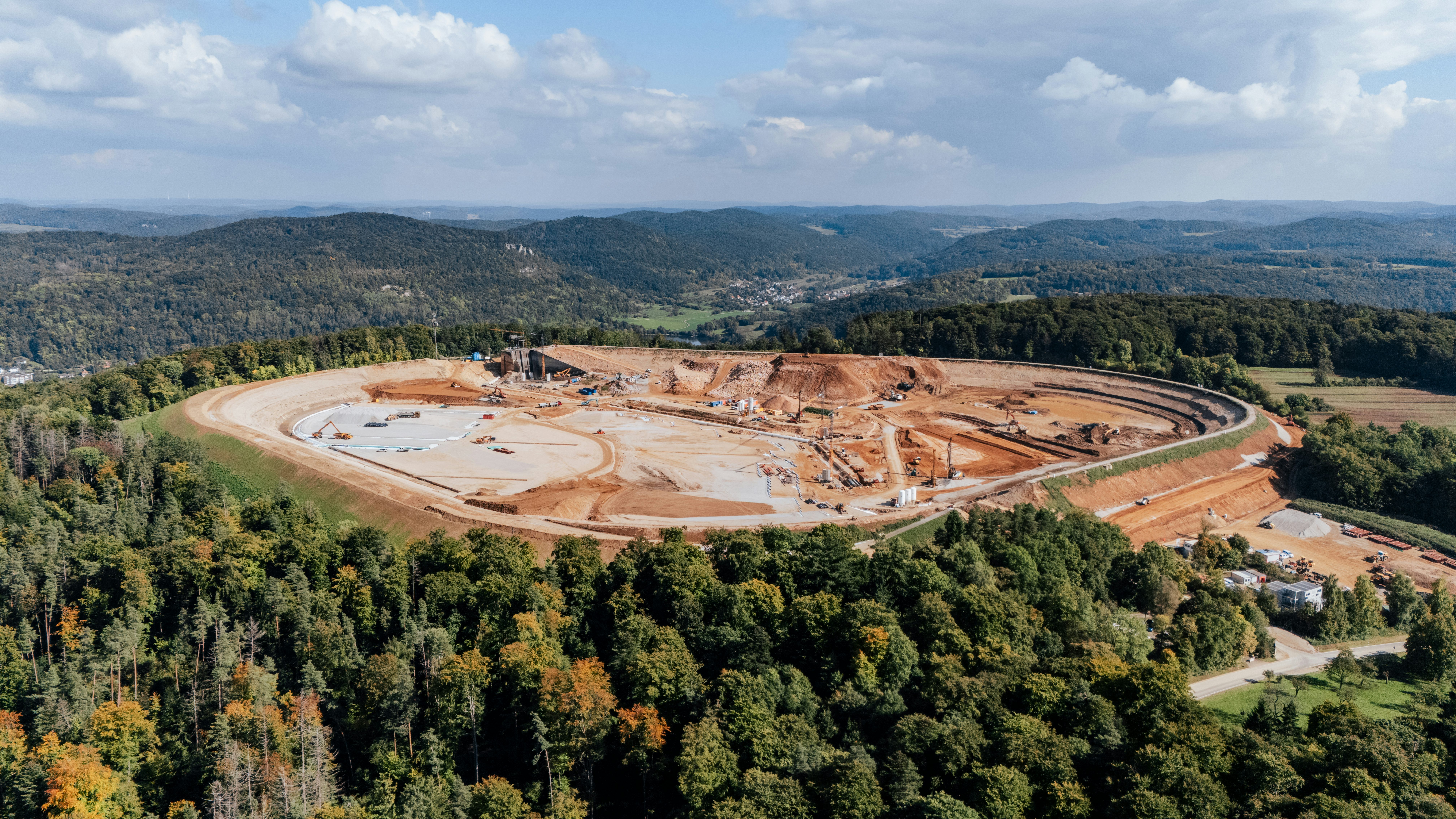 Pumpspeicherkraftwerk Happurg, Sanierung Oberbecken: Baustelle von oben
