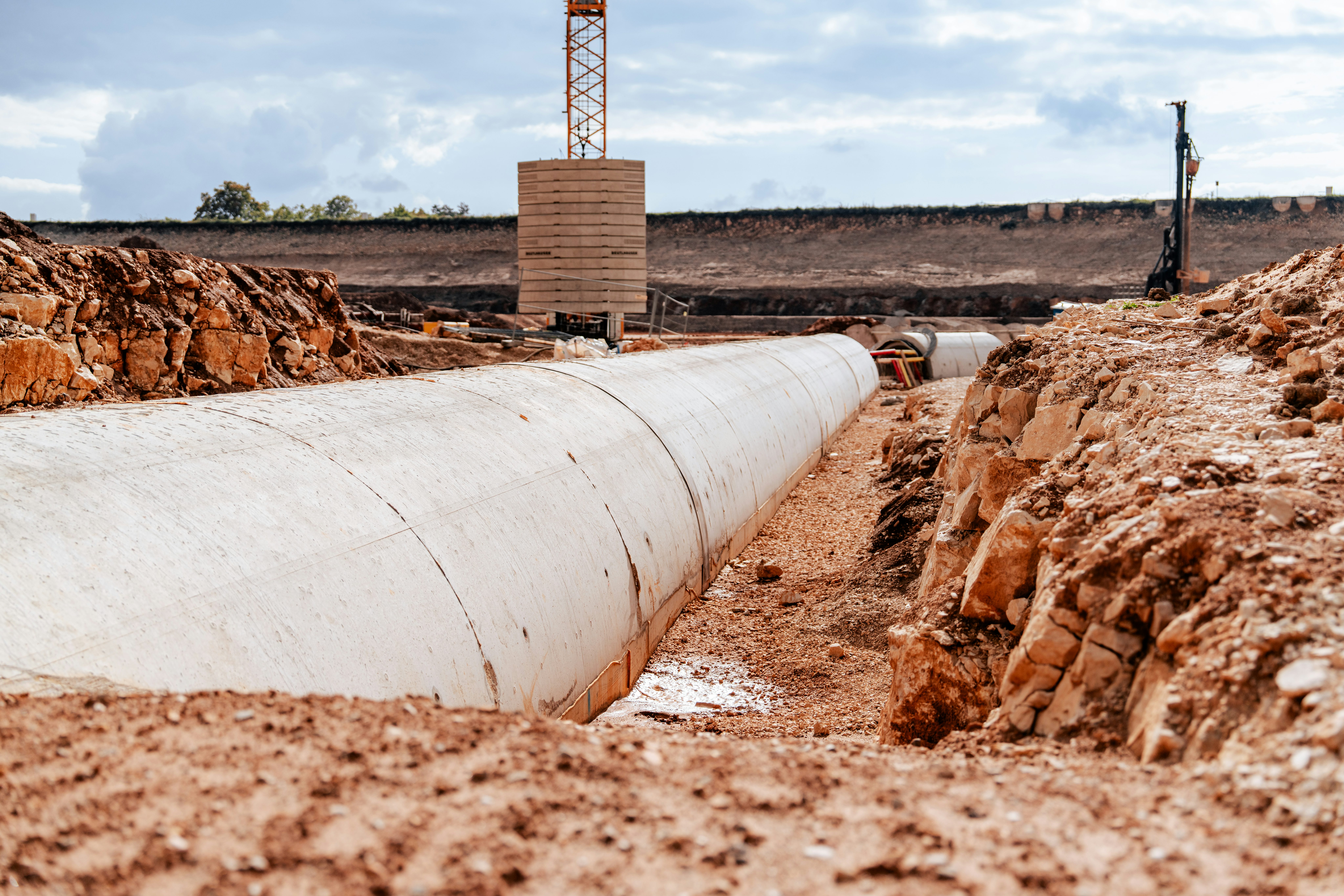 Pumpspeicherkraftwerk Happurg, Sanierung Oberbecken: Kontrollgang von außen