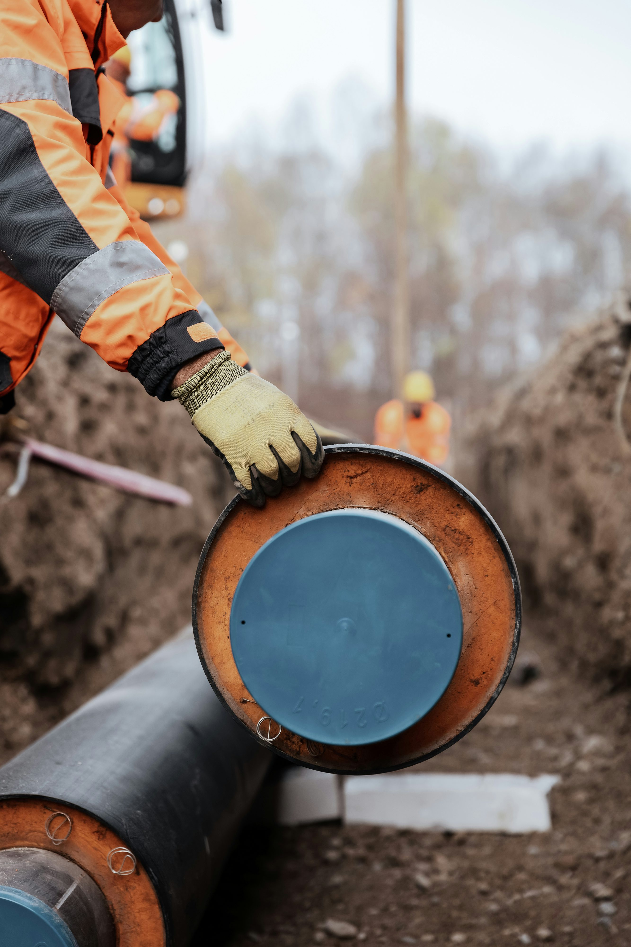 Einhub Fernwärmeleitung in Rohrgraben, Detailaufnahme